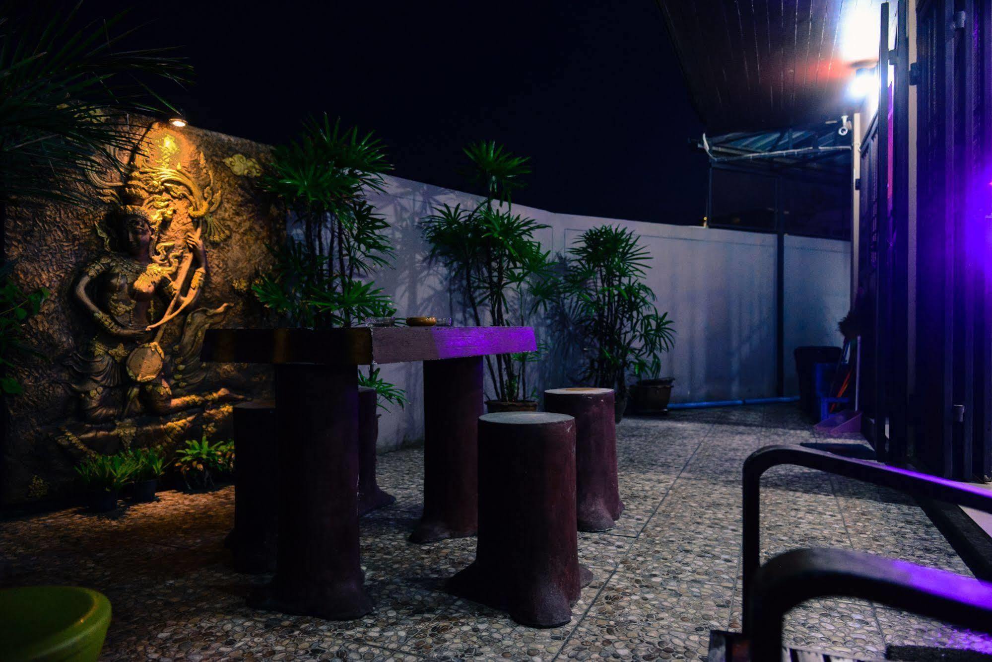 Aparthotel Patong Pool House Exterior foto
